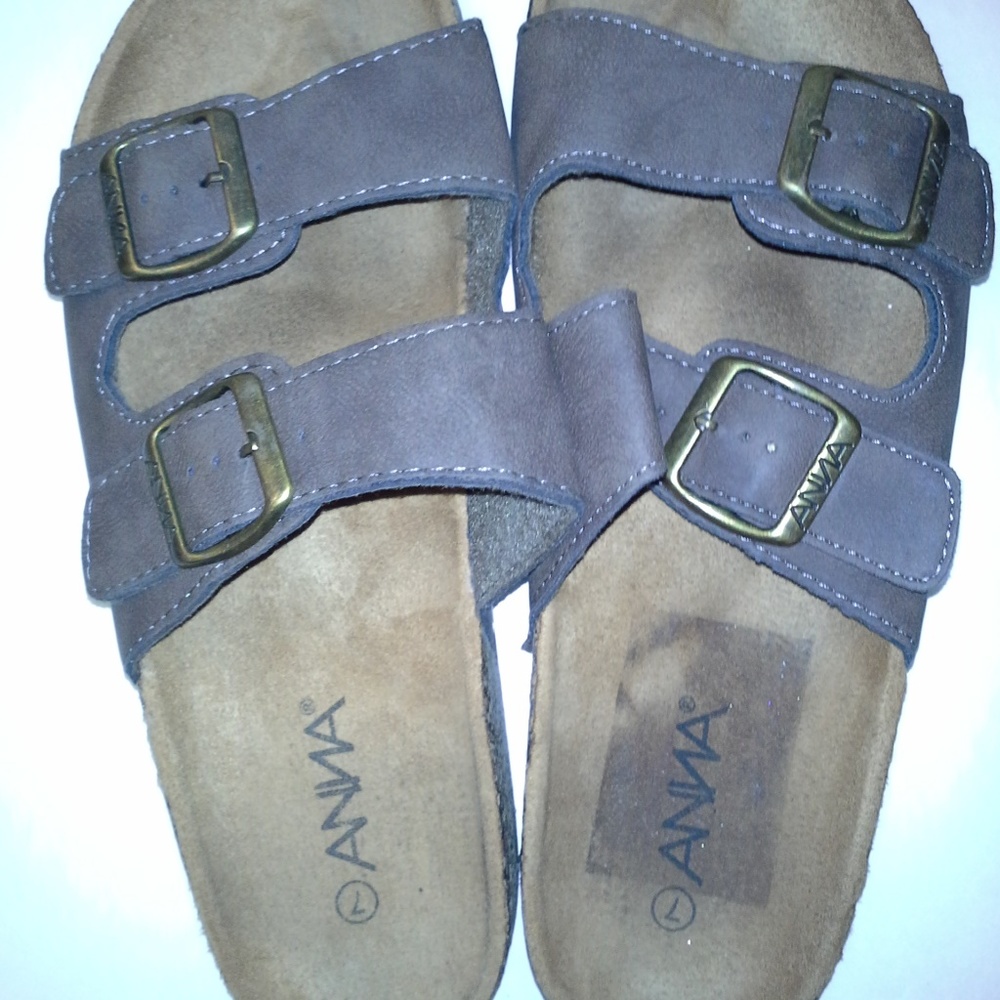 Womens Size 7 Sandals (2 pair) - Picture 3 of 6